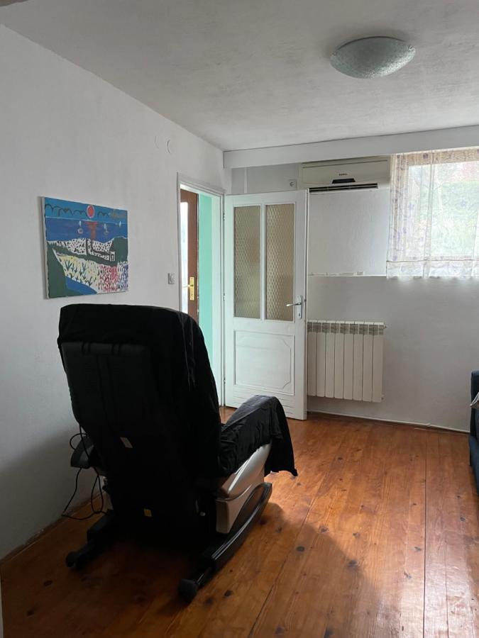 5Min Airport Daire Surčin Dış mekan fotoğraf